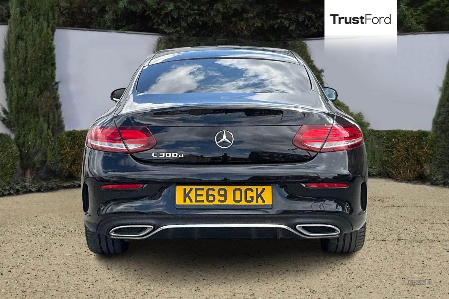 Jan 2020 Mercedes-Benz C Class C300d AMG Line 2dr 9G-Tronic