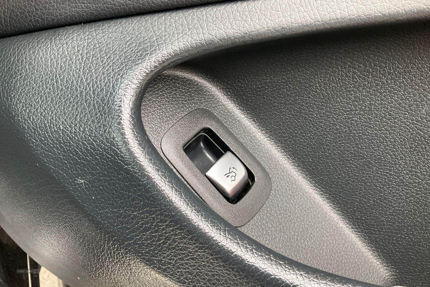 Jan 2020 Mercedes-Benz C Class C300d AMG Line 2dr 9G-Tronic
