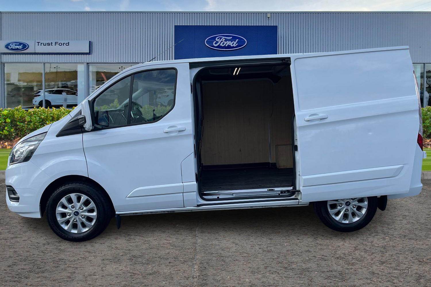 Jan 2023 Ford Transit Custom 2.0 EcoBlue 130ps Low Roof Limited Van