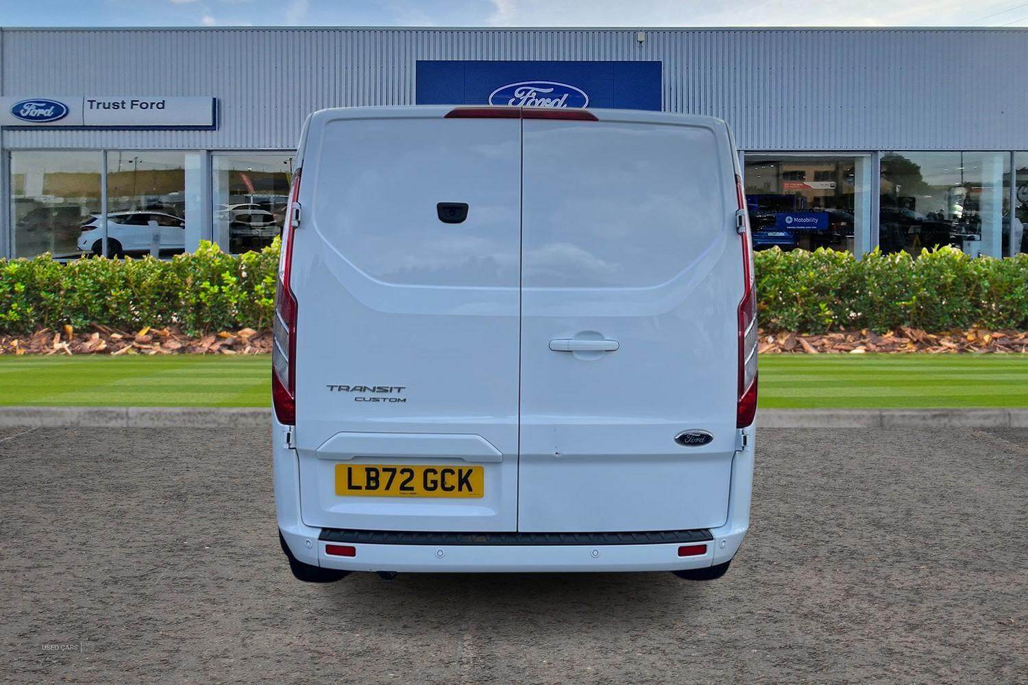 Jan 2023 Ford Transit Custom 2.0 EcoBlue 130ps Low Roof Limited Van