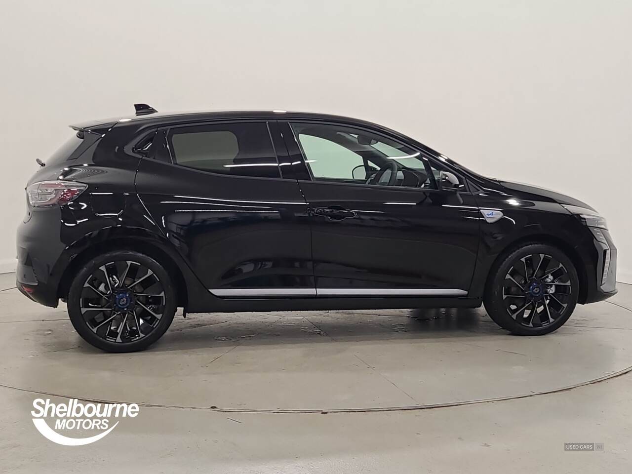 May 2025 Renault Clio 1.6 E-TECH full hybrid 145 Esprit Alpine 5dr Auto