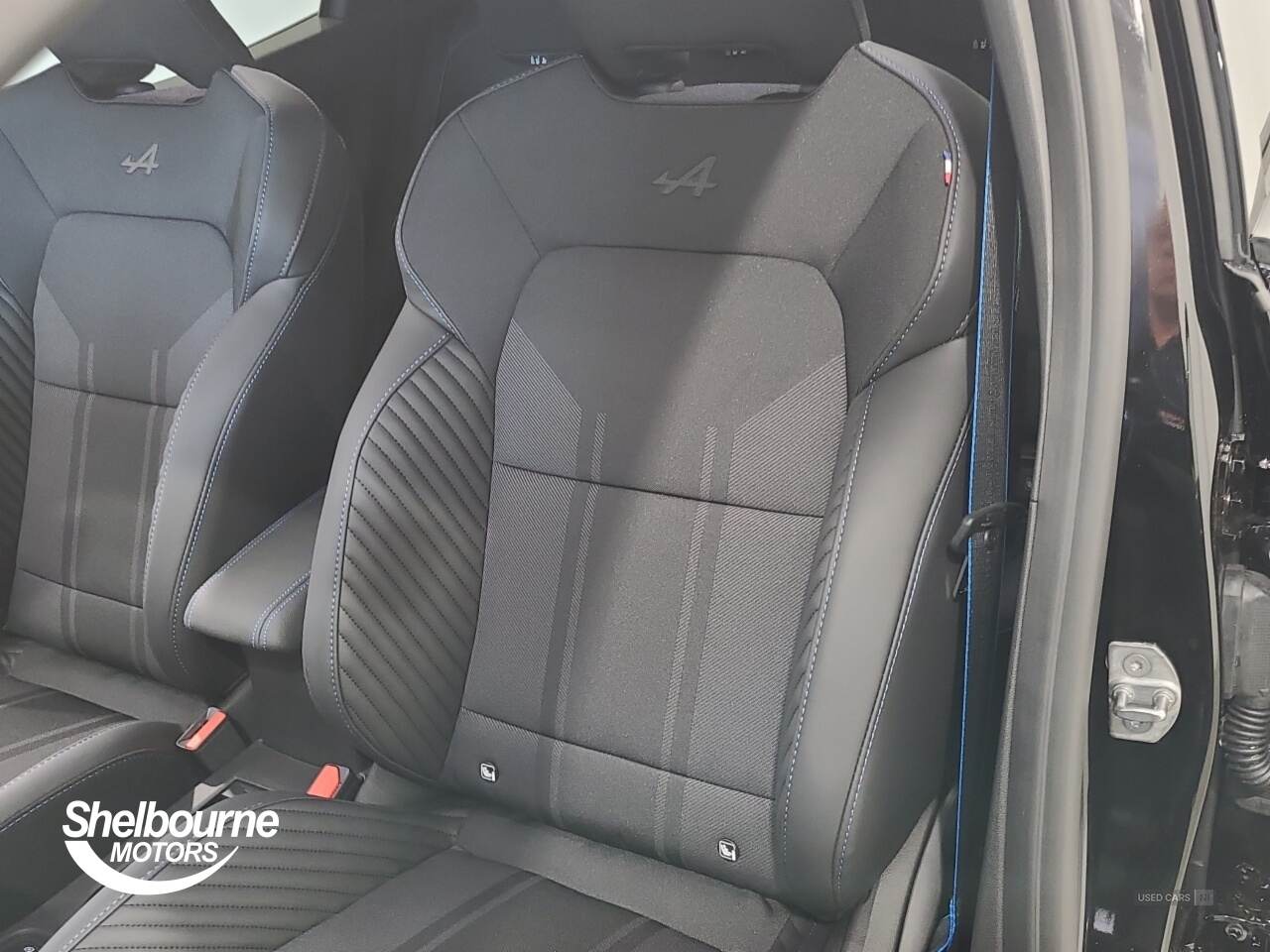 May 2025 Renault Clio 1.6 E-TECH full hybrid 145 Esprit Alpine 5dr Auto