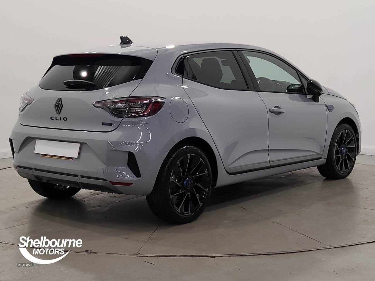 May 2025 Renault Clio 1.6 E-TECH full hybrid 145 Esprit Alpine 5dr Auto
