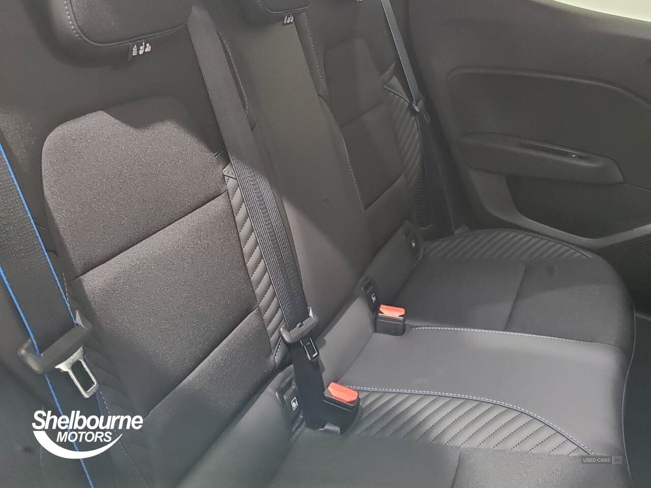 May 2025 Renault Clio 1.6 E-TECH full hybrid 145 Esprit Alpine 5dr Auto