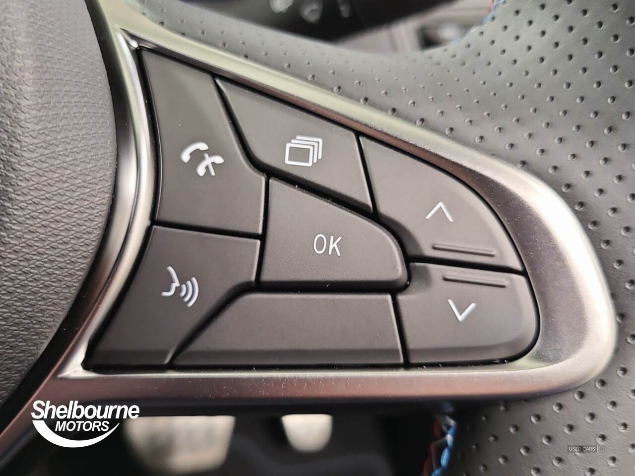 May 2025 Renault Clio 1.6 E-TECH full hybrid 145 Esprit Alpine 5dr Auto
