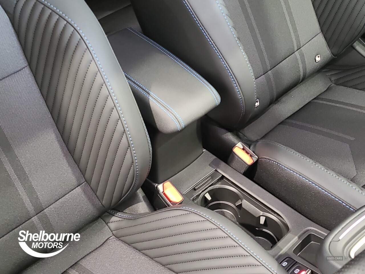 May 2025 Renault Clio 1.6 E-TECH full hybrid 145 Esprit Alpine 5dr Auto
