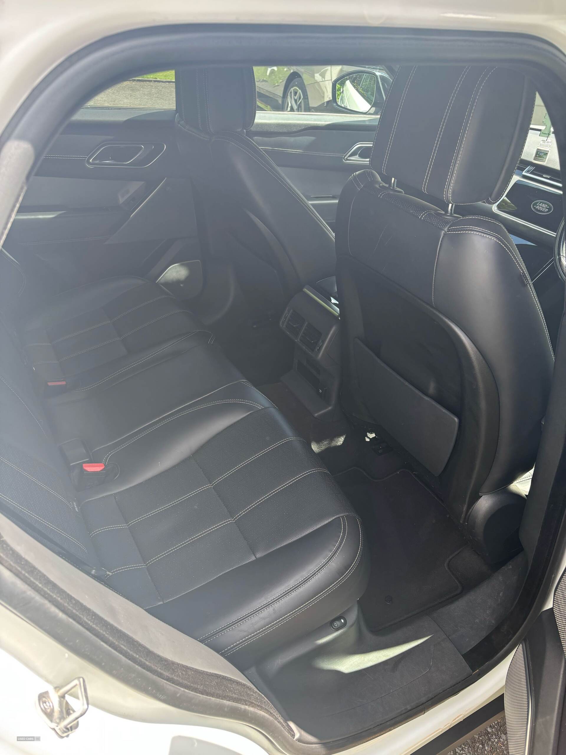 Aug 2018 Land Rover Range Rover Velar 2.0 D180 R-Dynamic HSE 5dr Auto