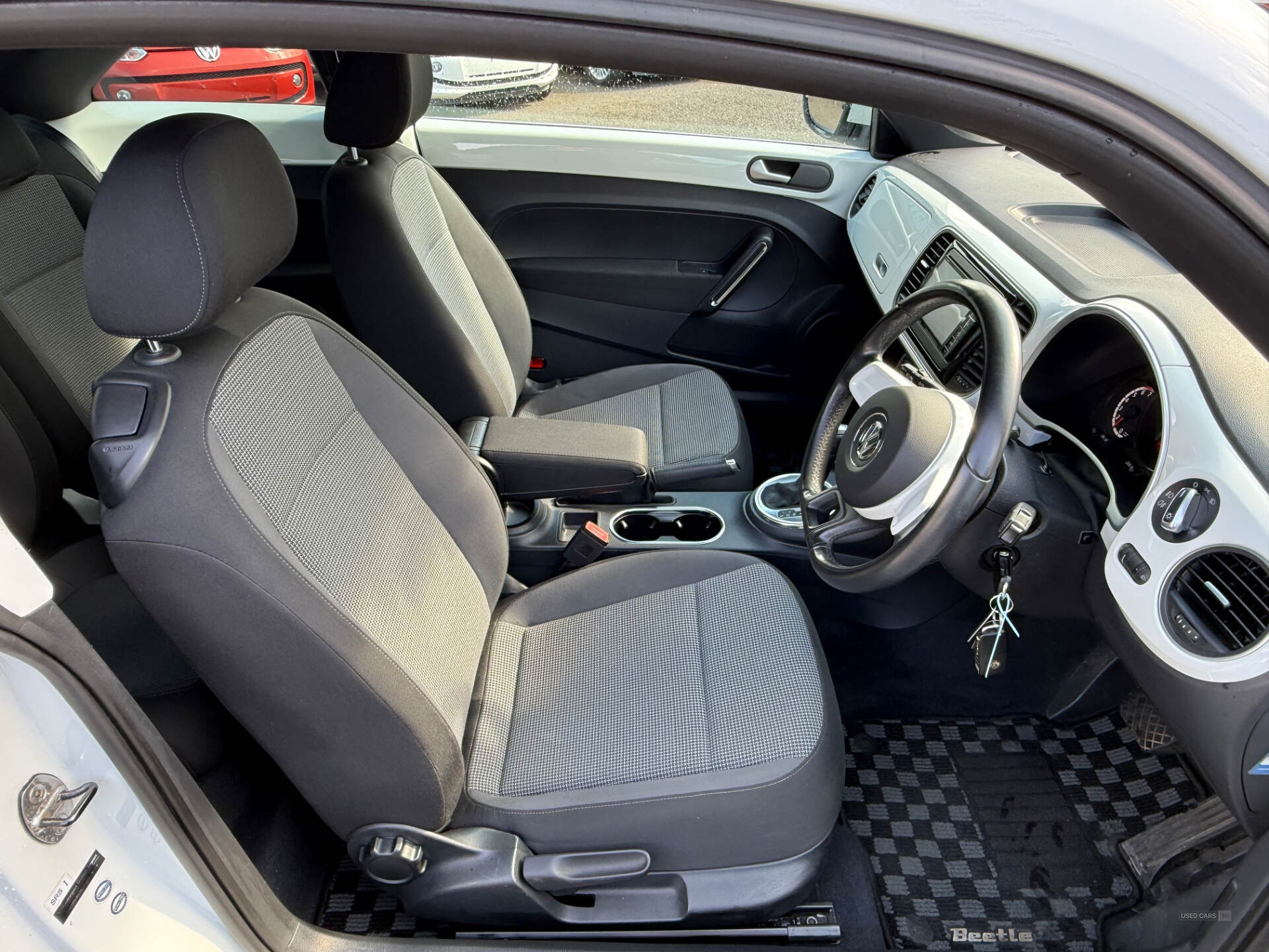 Volkswagen Beetle Design 1.2 TSI DSG in Antrim