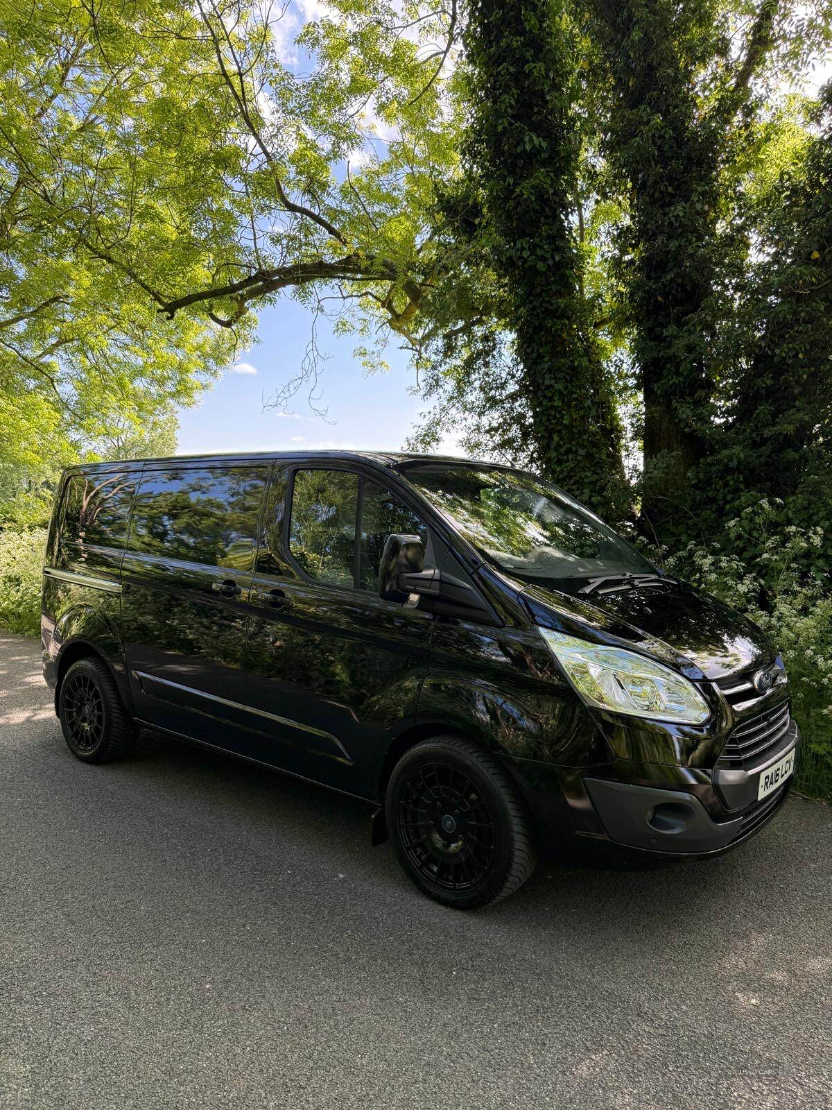 Jul 2016 Ford Transit Custom 2.2 TDCi 125ps Low Roof Limited Van