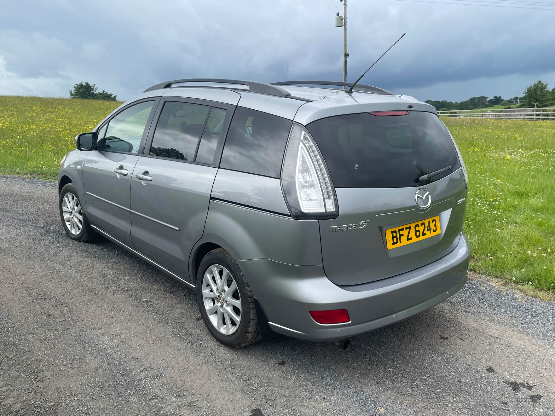 Feb 2010 Mazda Mazda5 1.8 Takara 5dr