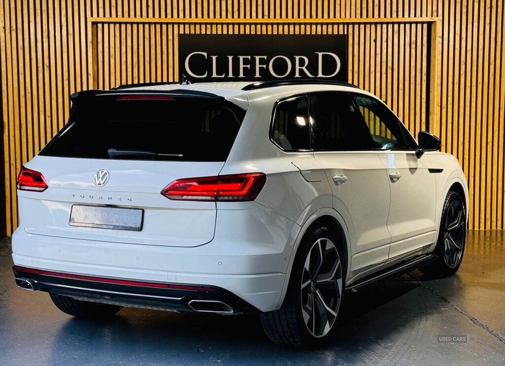 Mar 2019 Volkswagen Touareg 3.0 V6 TDI 4Motion R-Line Tech 5dr Tip Auto