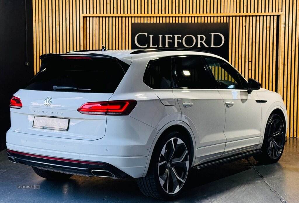 Mar 2019 Volkswagen Touareg 3.0 V6 TDI 4Motion R-Line Tech 5dr Tip Auto