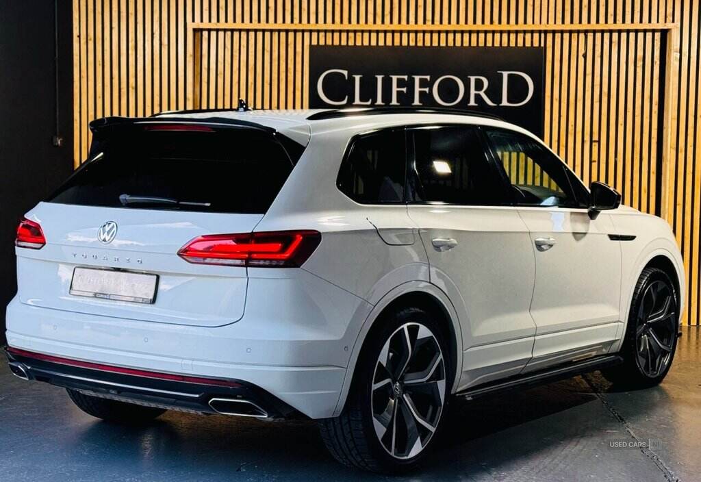Mar 2019 Volkswagen Touareg 3.0 V6 TDI 4Motion R-Line Tech 5dr Tip Auto