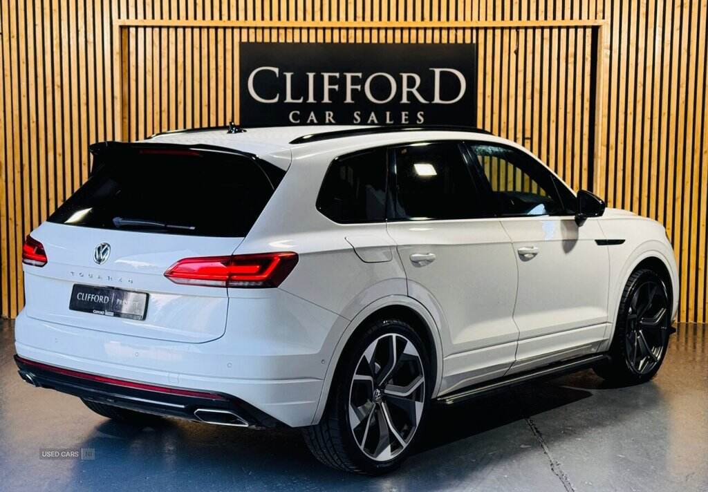 Mar 2019 Volkswagen Touareg 3.0 V6 TDI 4Motion R-Line Tech 5dr Tip Auto