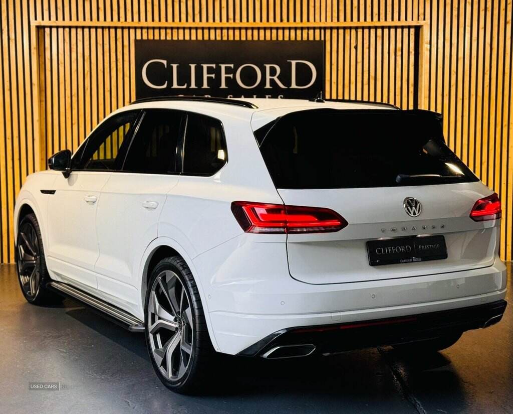 Mar 2019 Volkswagen Touareg 3.0 V6 TDI 4Motion R-Line Tech 5dr Tip Auto