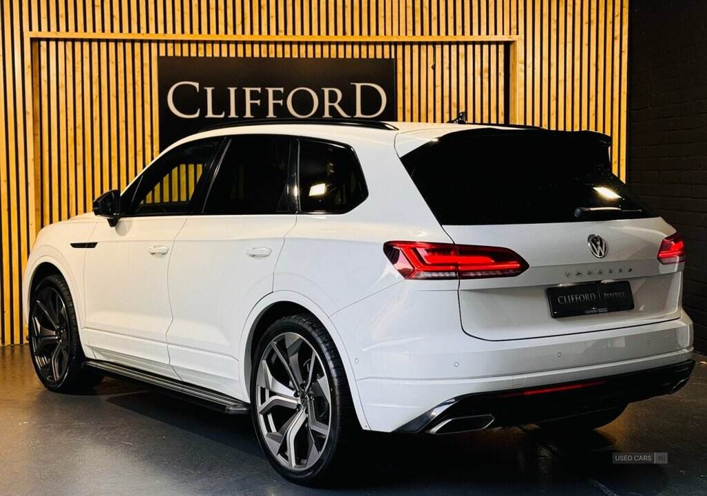 Mar 2019 Volkswagen Touareg 3.0 V6 TDI 4Motion R-Line Tech 5dr Tip Auto