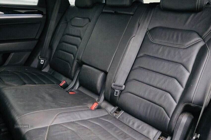 Mar 2019 Volkswagen Touareg 3.0 V6 TDI 4Motion R-Line Tech 5dr Tip Auto