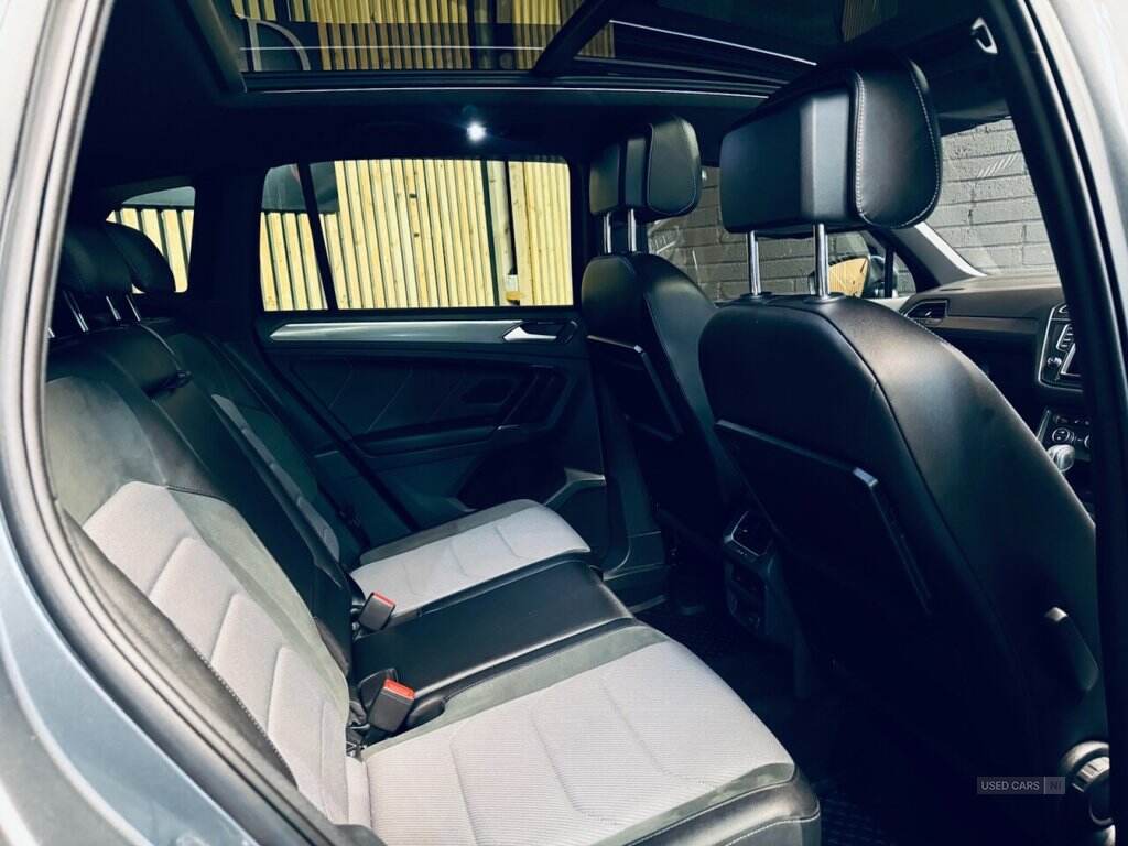 2016 Volkswagen Tiguan 2.0 TDI BlueMotion Tech R-Line SUV 5dr Diesel DSG 4Motion Euro 6 (s/s) (150 ps)