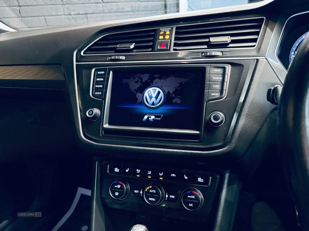 2016 Volkswagen Tiguan 2.0 TDI BlueMotion Tech R-Line SUV 5dr Diesel DSG 4Motion Euro 6 (s/s) (150 ps)