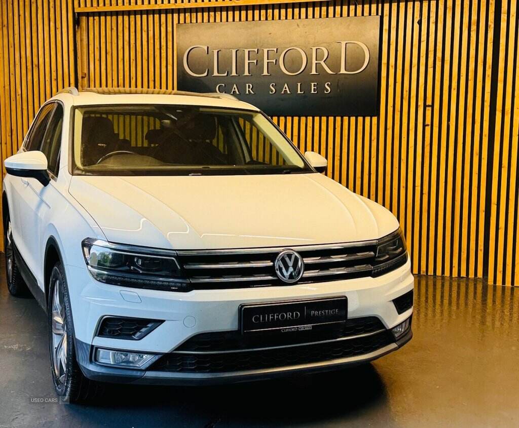 Feb 2017 Volkswagen Tiguan 2.0 TDi 150 4Motion SEL 5dr DSG