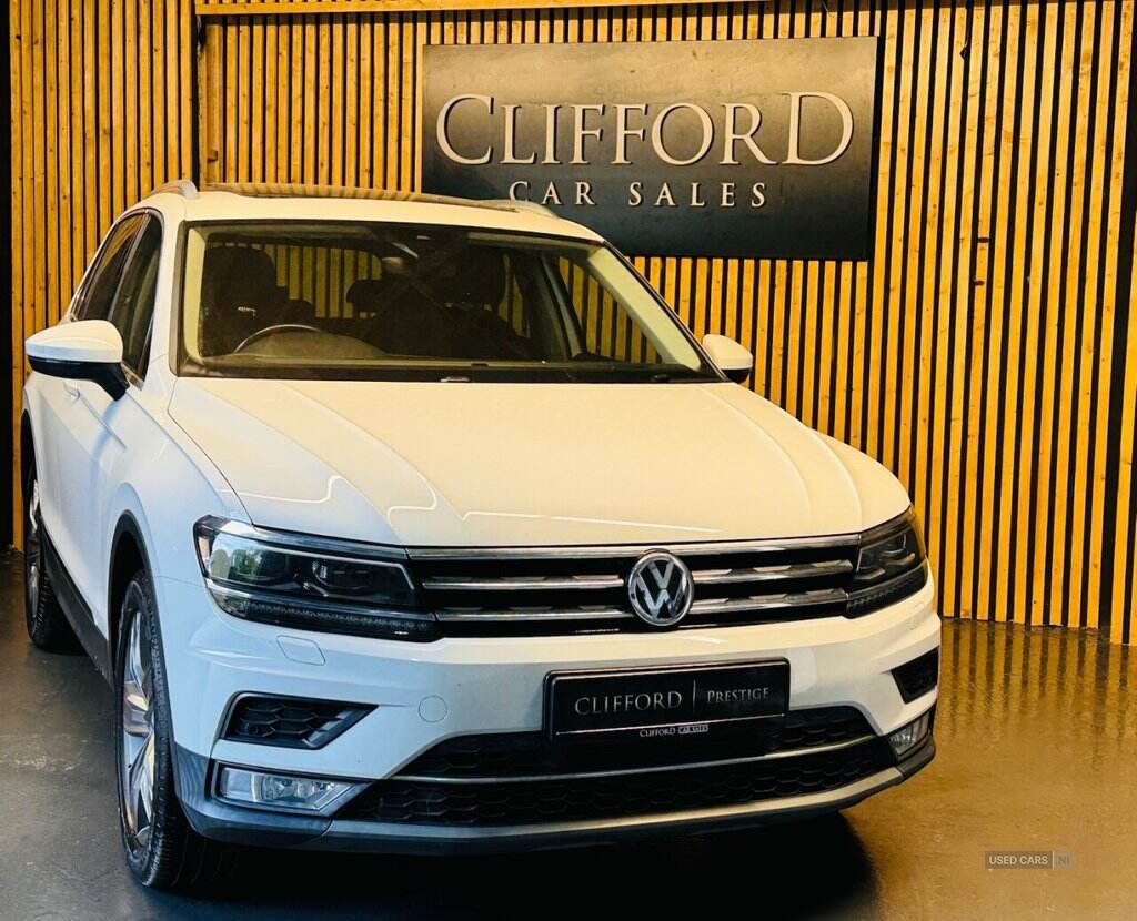 Feb 2017 Volkswagen Tiguan 2.0 TDi 150 4Motion SEL 5dr DSG