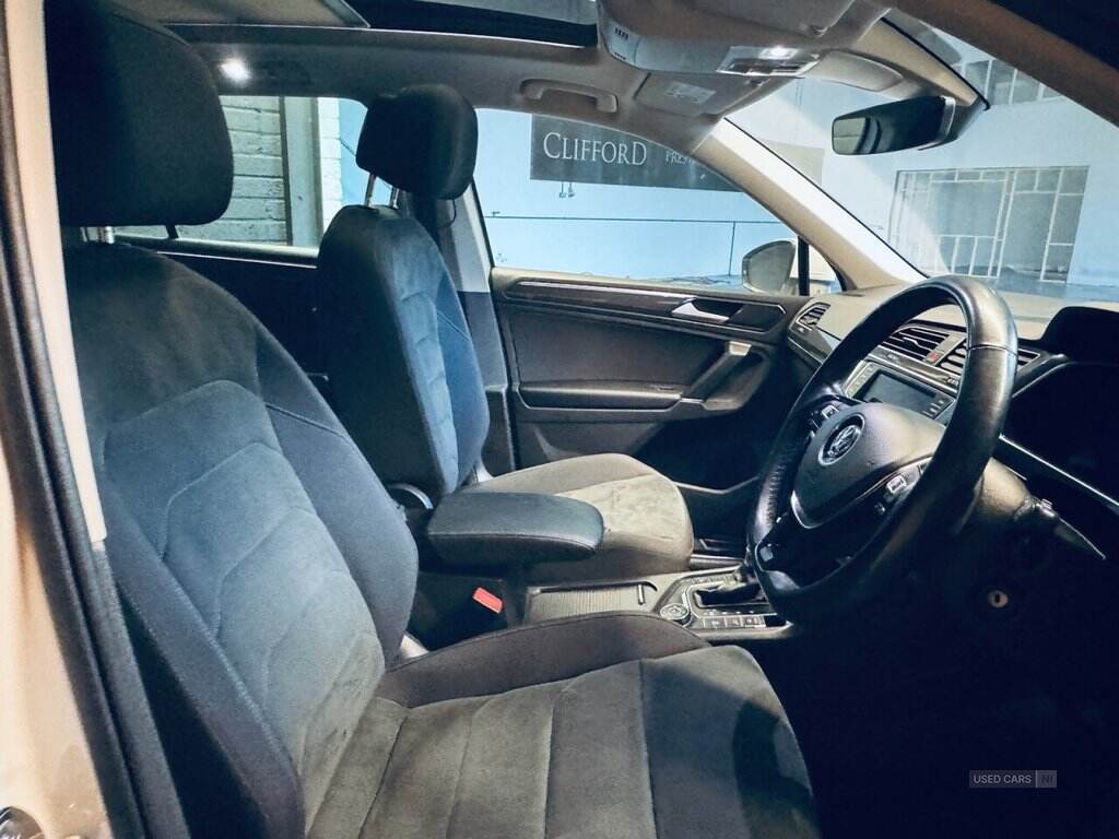 Feb 2017 Volkswagen Tiguan 2.0 TDi 150 4Motion SEL 5dr DSG
