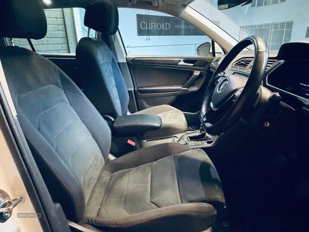 Feb 2017 Volkswagen Tiguan 2.0 TDi 150 4Motion SEL 5dr DSG
