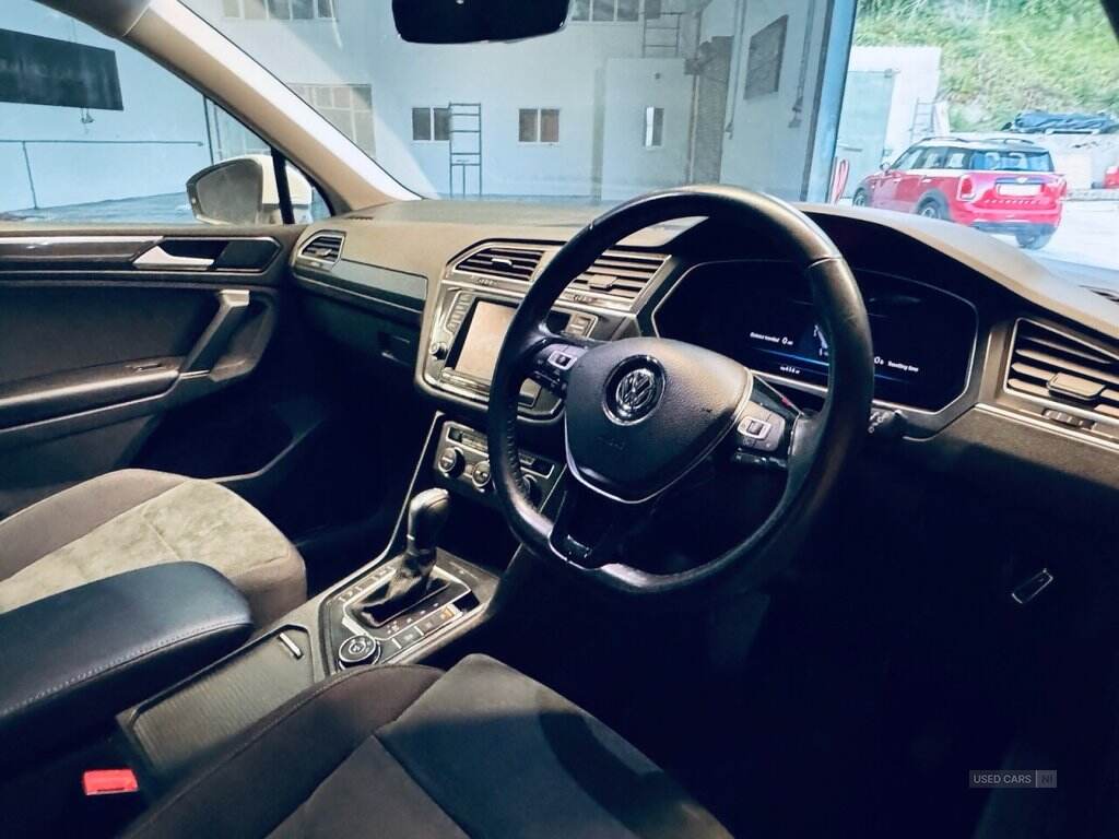 Feb 2017 Volkswagen Tiguan 2.0 TDi 150 4Motion SEL 5dr DSG