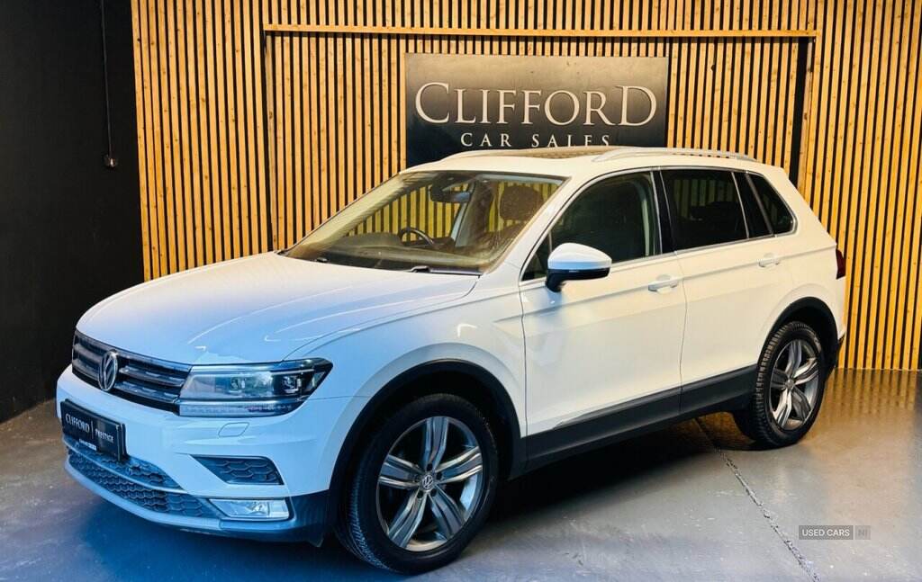 Feb 2017 Volkswagen Tiguan 2.0 TDi 150 4Motion SEL 5dr DSG