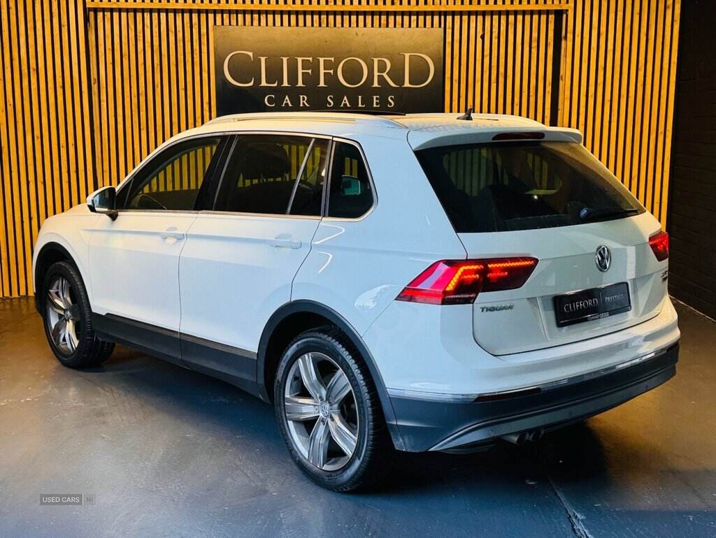 Feb 2017 Volkswagen Tiguan 2.0 TDi 150 4Motion SEL 5dr DSG