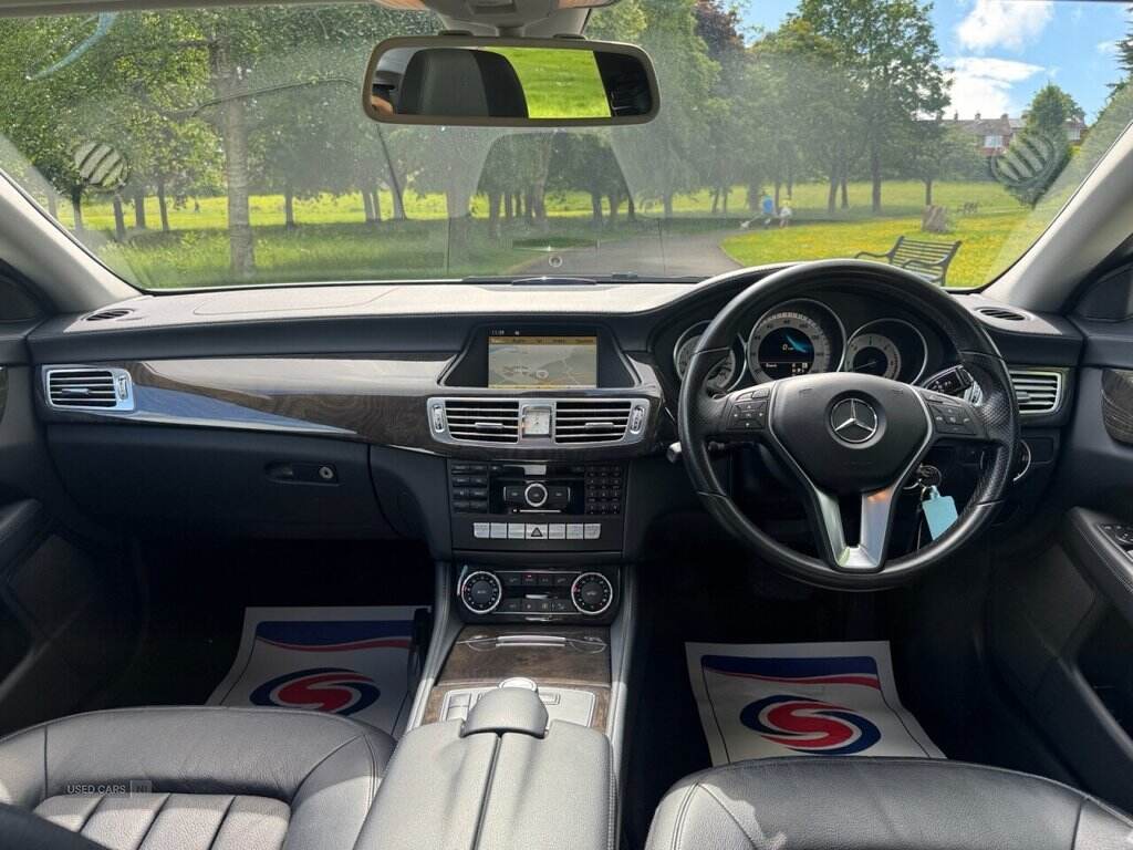 Jul 2011 Mercedes-Benz CLS Class CLS 350 CDI BlueEFFICIENCY 4dr Tip Auto