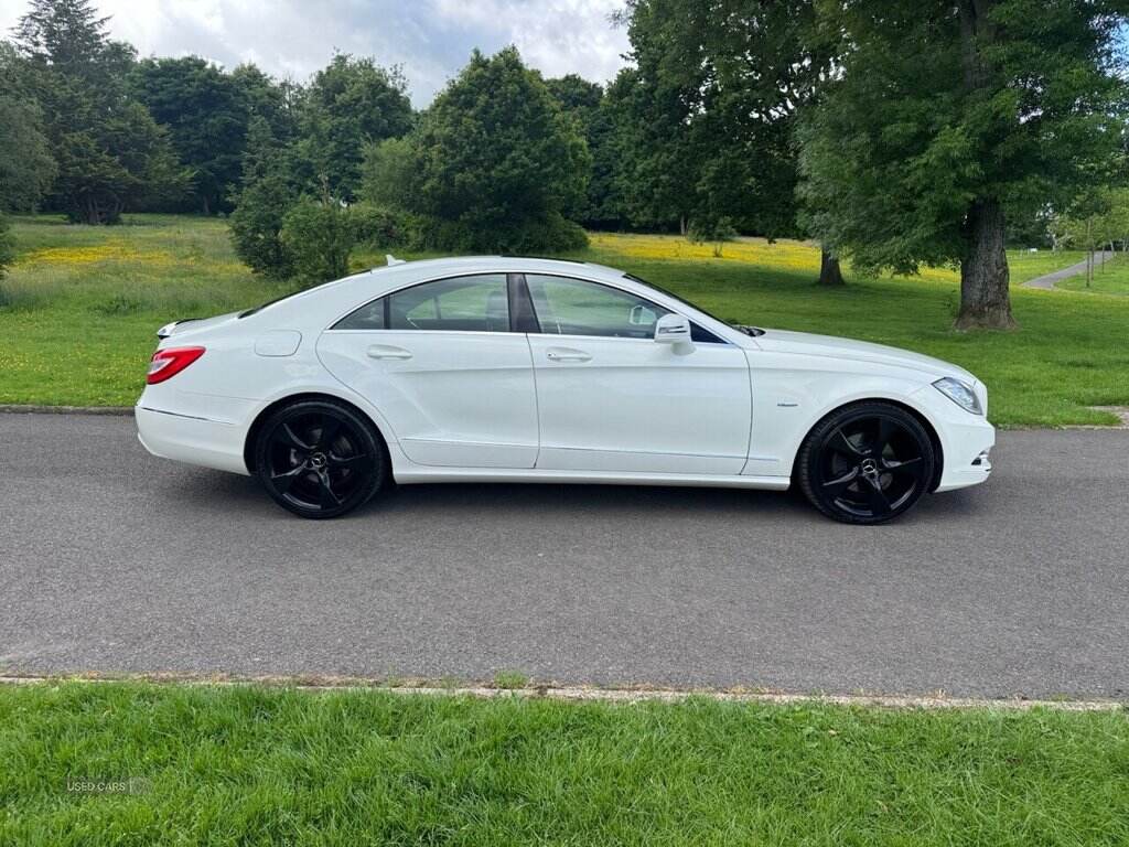 Jul 2011 Mercedes-Benz CLS Class CLS 350 CDI BlueEFFICIENCY 4dr Tip Auto