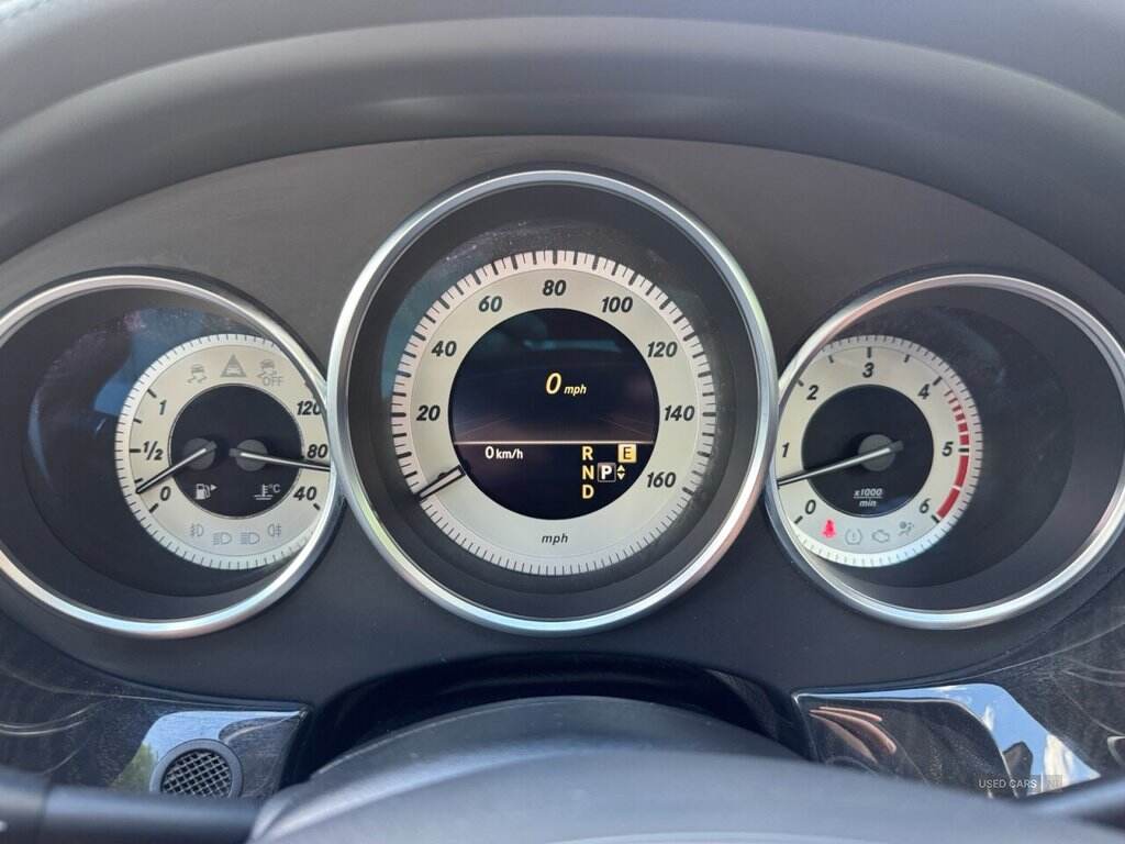 Jul 2011 Mercedes-Benz CLS Class CLS 350 CDI BlueEFFICIENCY 4dr Tip Auto