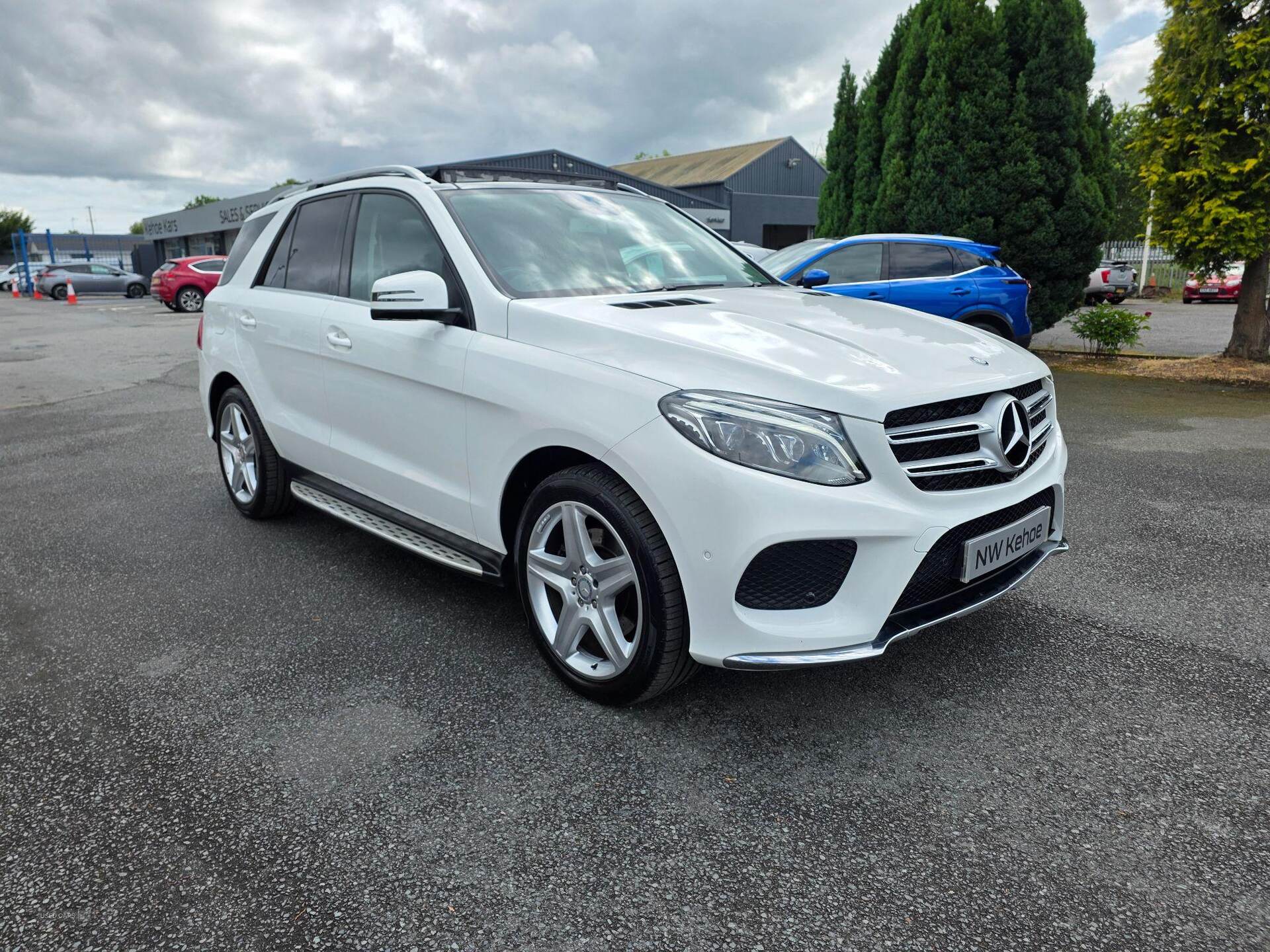 Oct 2016 Mercedes-Benz GLE GLE 350d 4Matic AMG Line Premium 5dr 9G-Tronic