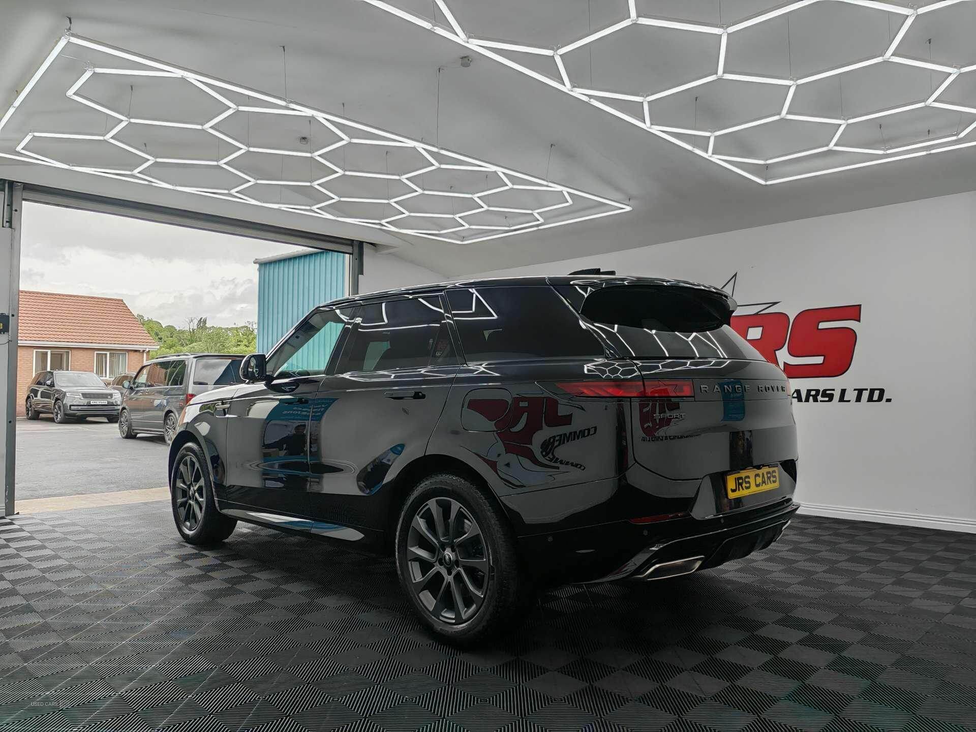 Jul 2024 Land Rover Range Rover Sport 3.0 P460e Dynamic SE 5dr Auto