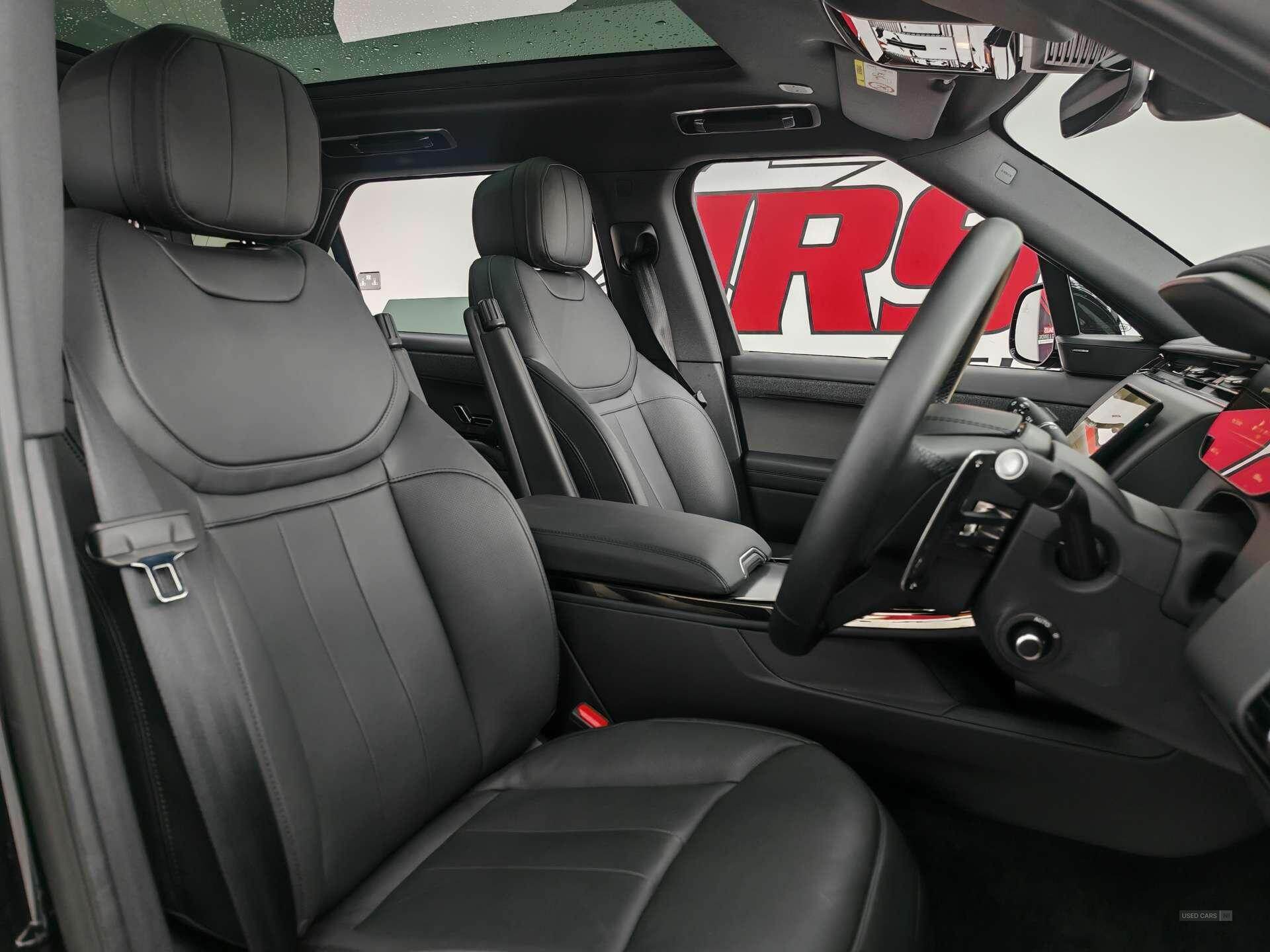 Jul 2024 Land Rover Range Rover Sport 3.0 P460e Dynamic SE 5dr Auto