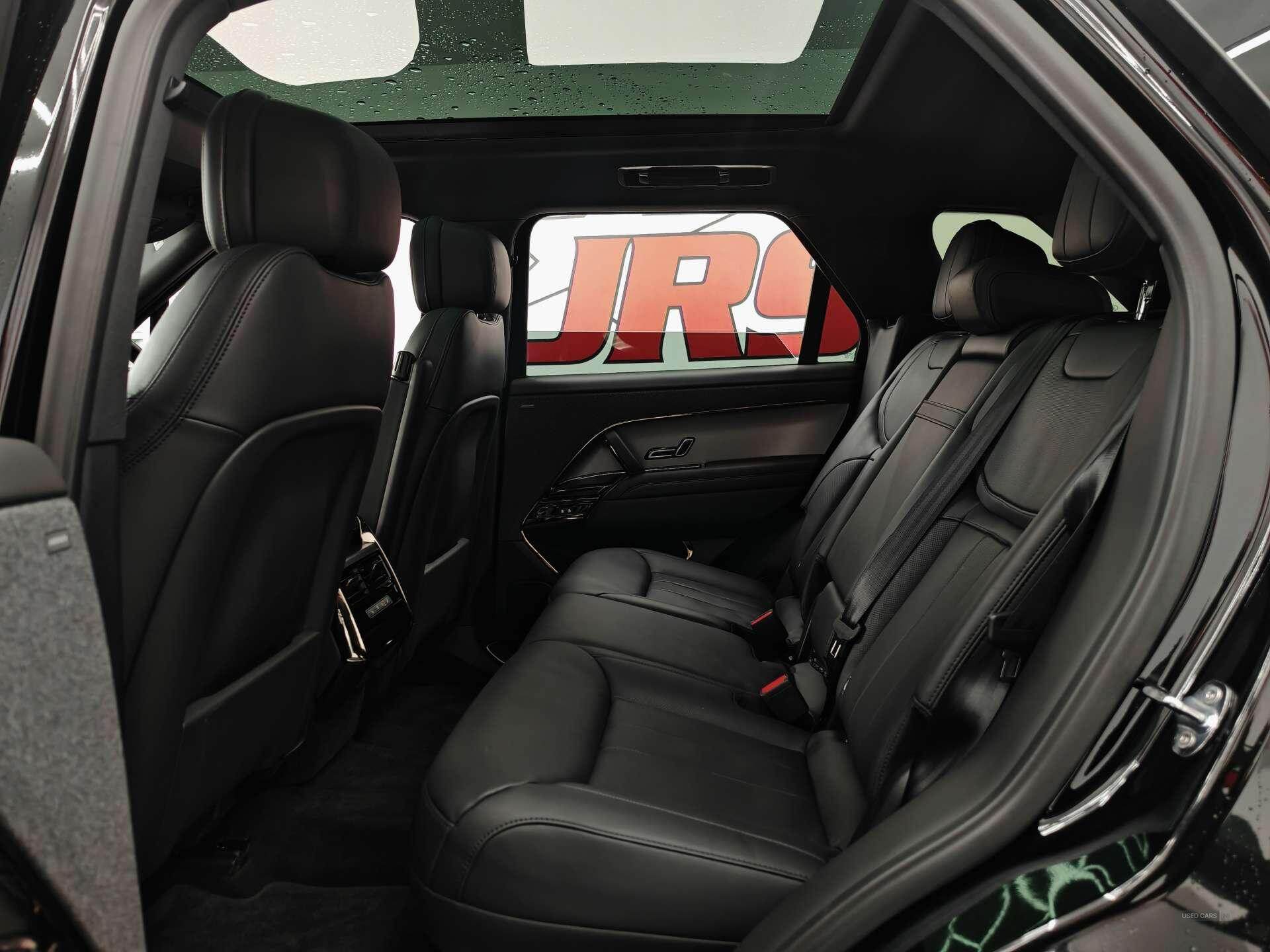 Jul 2024 Land Rover Range Rover Sport 3.0 P460e Dynamic SE 5dr Auto