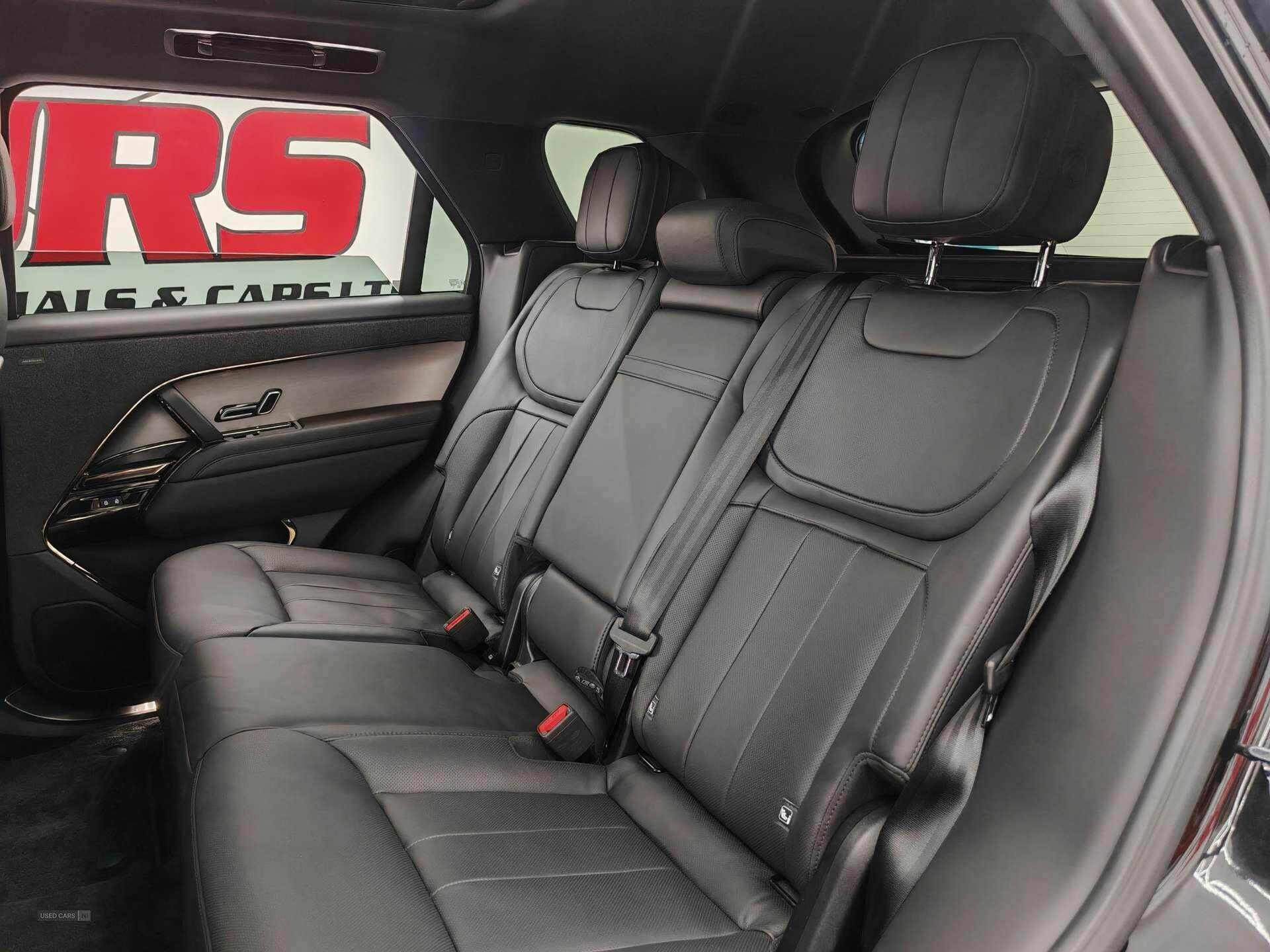 Jul 2024 Land Rover Range Rover Sport 3.0 P460e Dynamic SE 5dr Auto