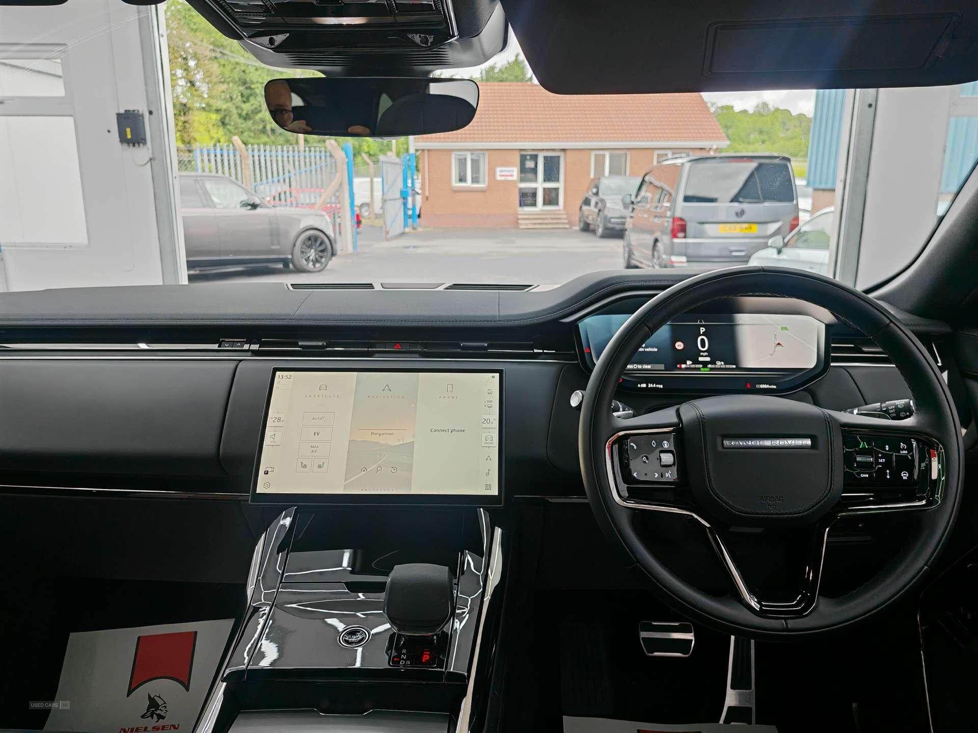 Jul 2024 Land Rover Range Rover Sport 3.0 P460e Dynamic SE 5dr Auto