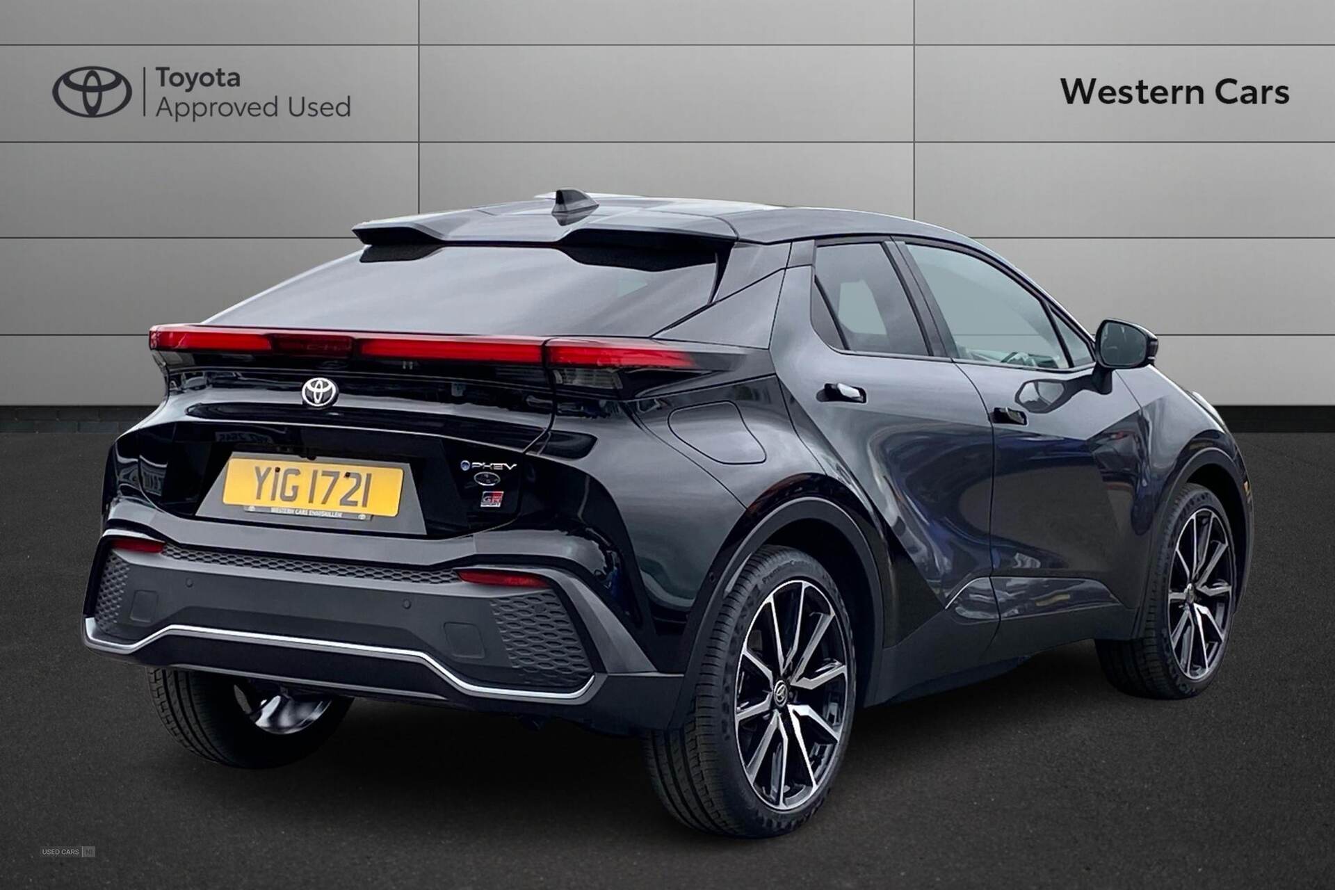 Apr 2025 Toyota C-HR 2.0 PHEV GR Sport 5dr CVT