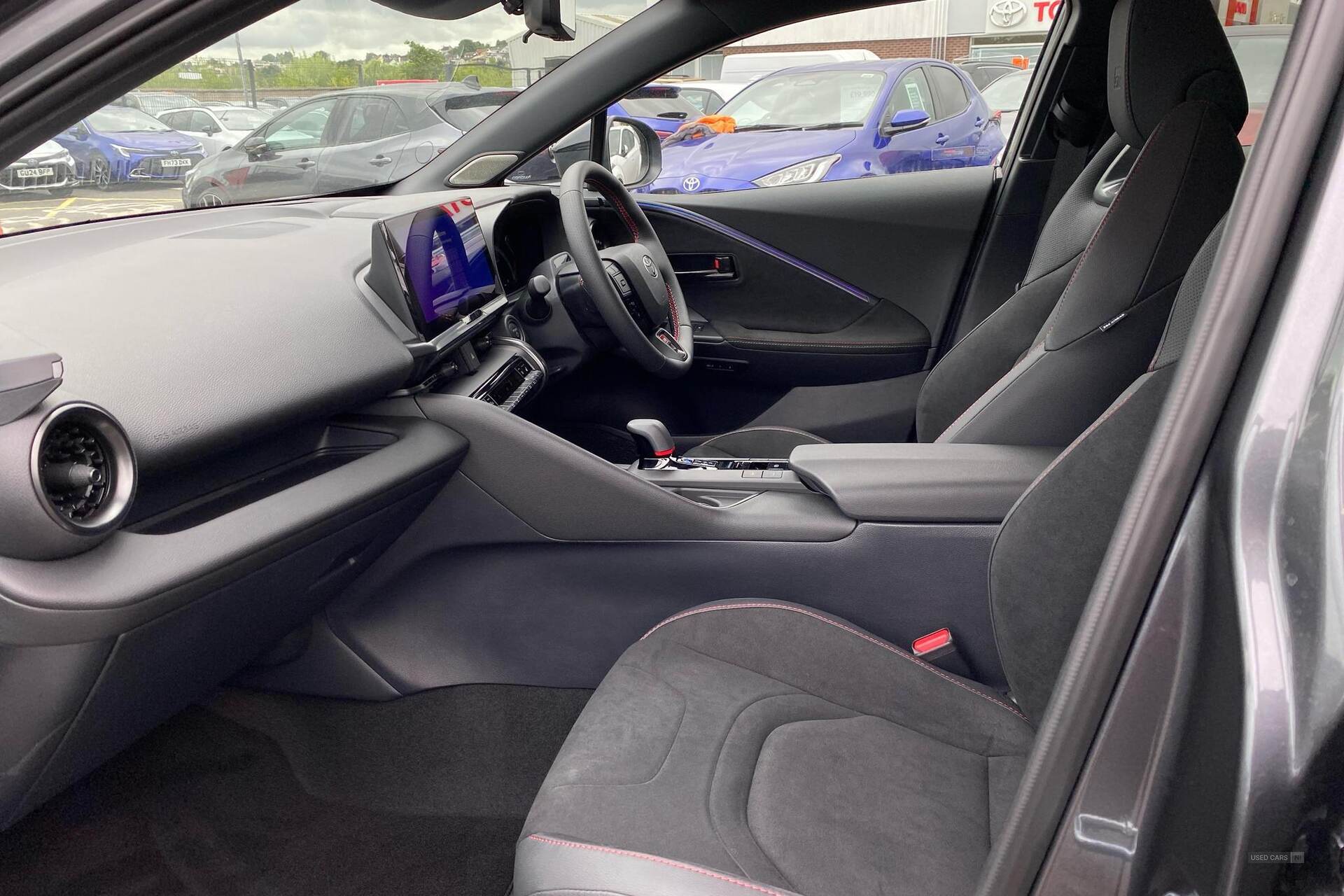 Apr 2025 Toyota C-HR 2.0 PHEV GR Sport 5dr CVT