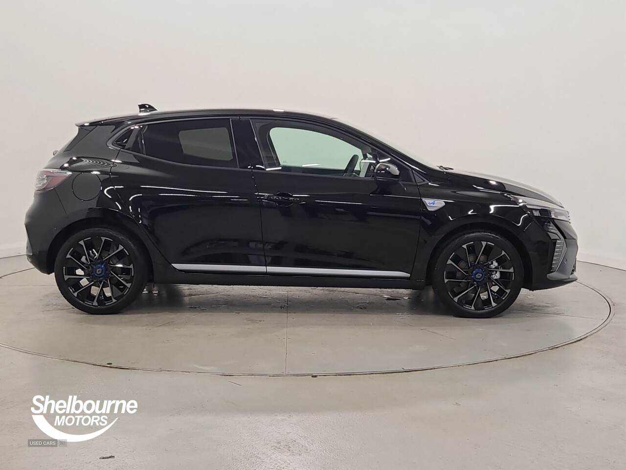 May 2025 Renault Clio 1.6 E-TECH full hybrid 145 Esprit Alpine 5dr Auto