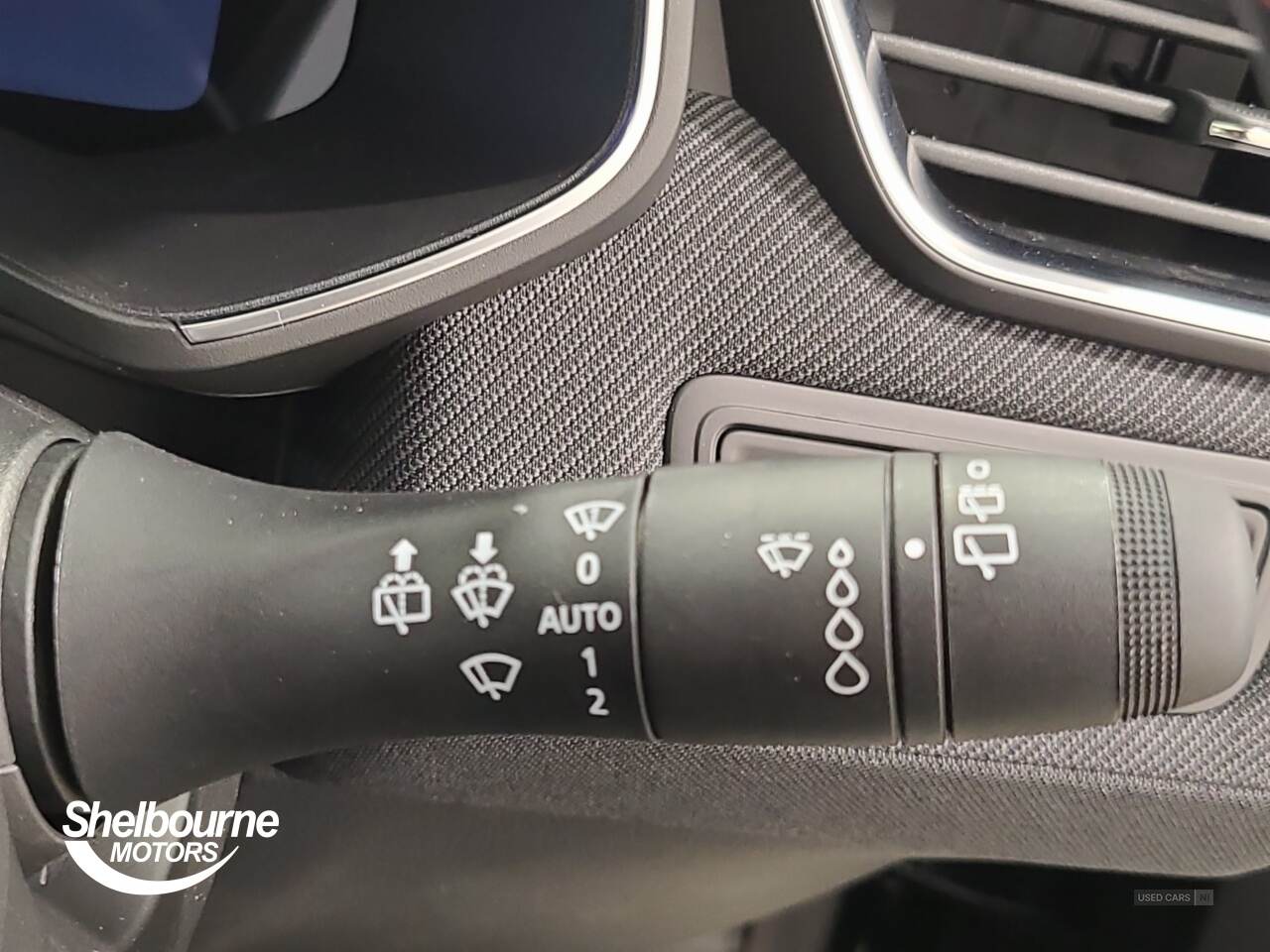May 2025 Renault Clio 1.6 E-TECH full hybrid 145 Esprit Alpine 5dr Auto