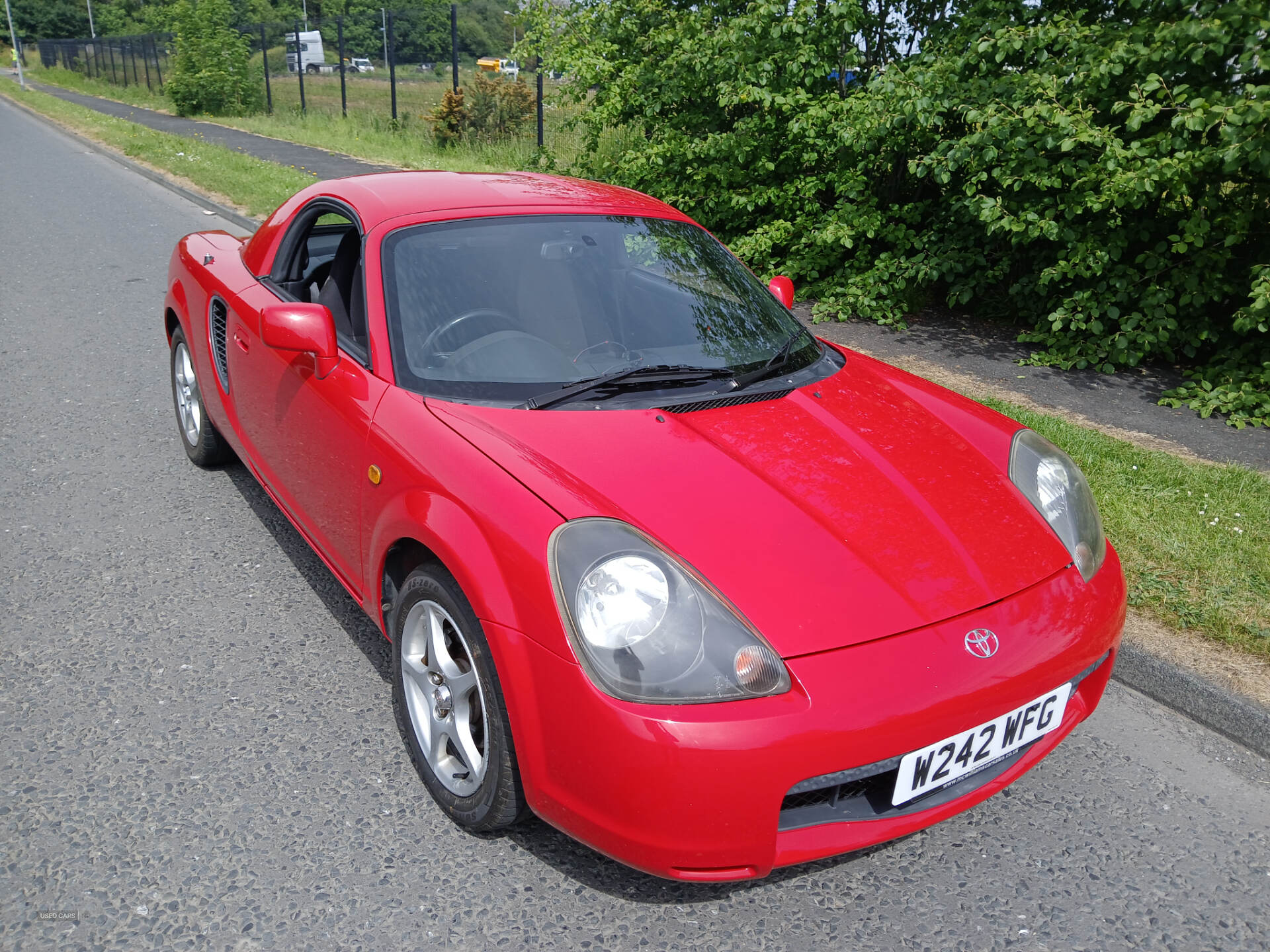 Apr 2000 Toyota MR2 1.8 VVTi 2dr [AC+Hard Top]
