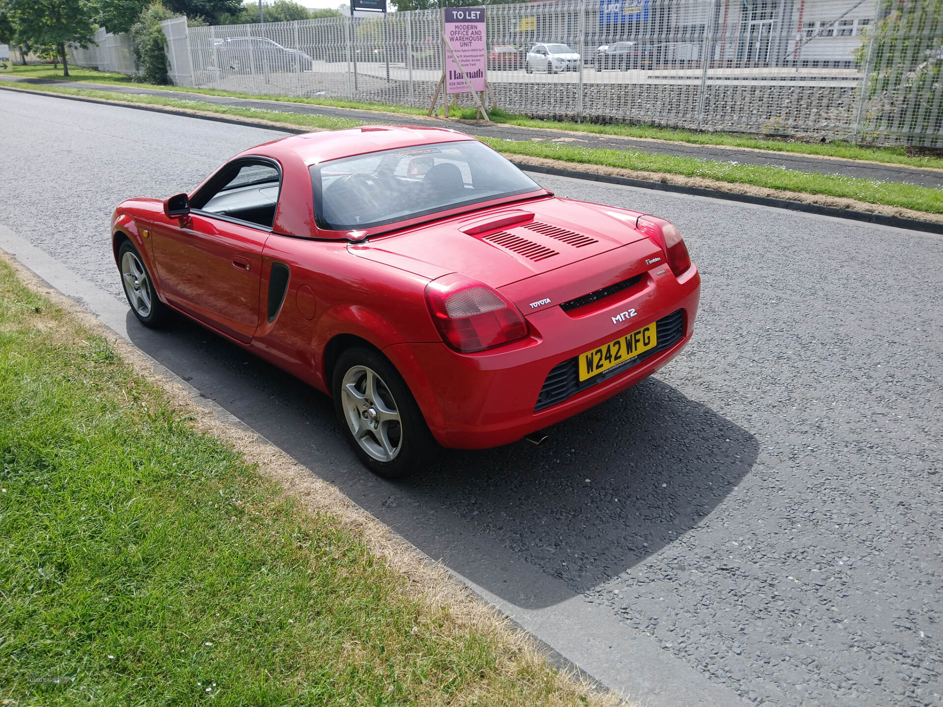 Apr 2000 Toyota MR2 1.8 VVTi 2dr [AC+Hard Top]