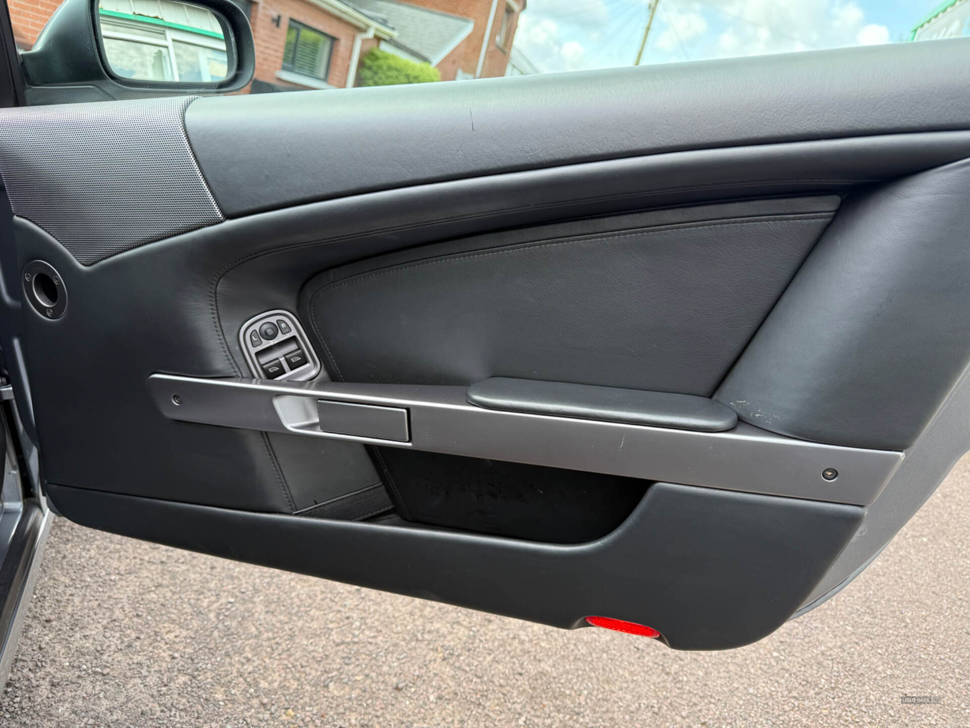 Apr 2007 Aston Martin DB9 V12 2dr Touchtronic Auto