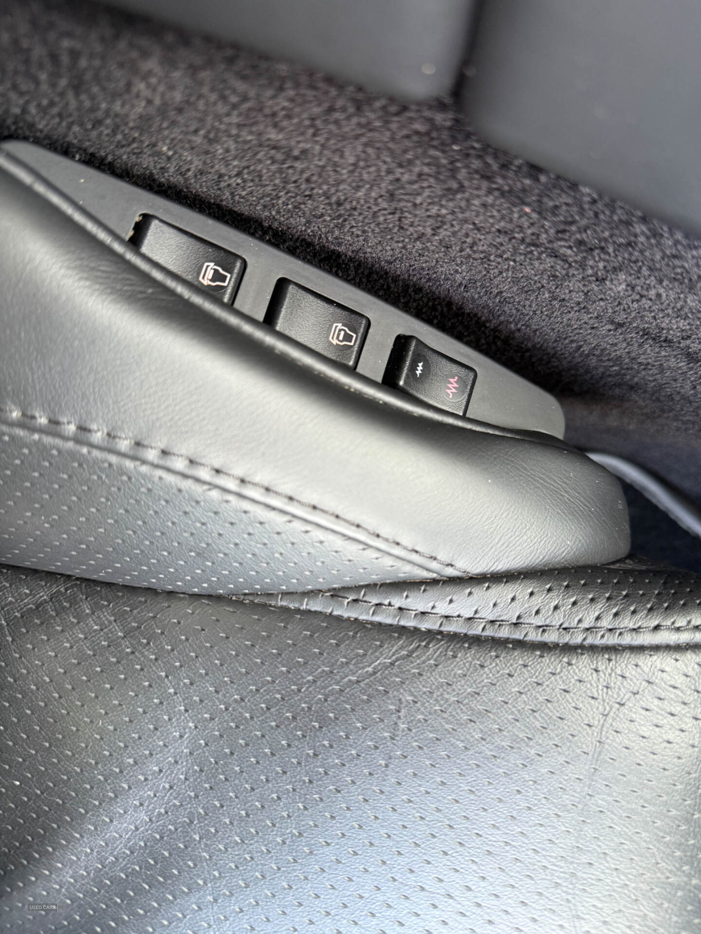 Apr 2007 Aston Martin DB9 V12 2dr Touchtronic Auto