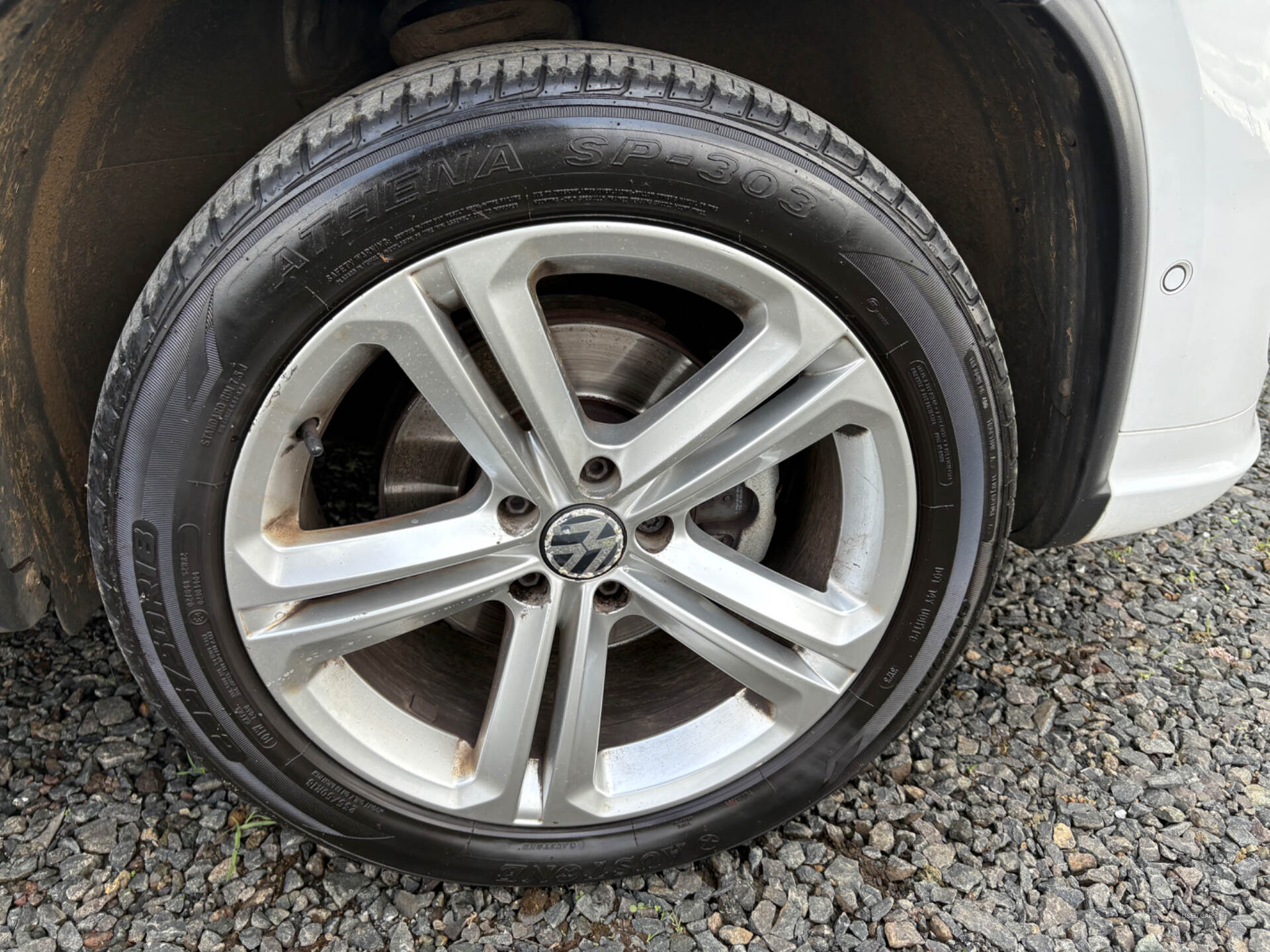 Apr 2013 Volkswagen Tiguan 2.0 TDi BlueMotion Tech R-Line 5dr