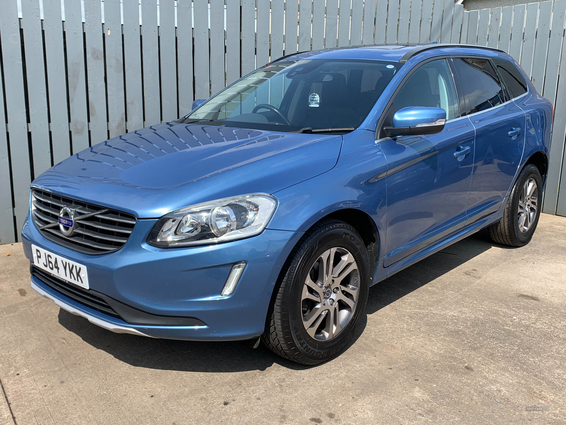 Jan 2015 Volvo XC60 D4 [181] SE Nav 5dr