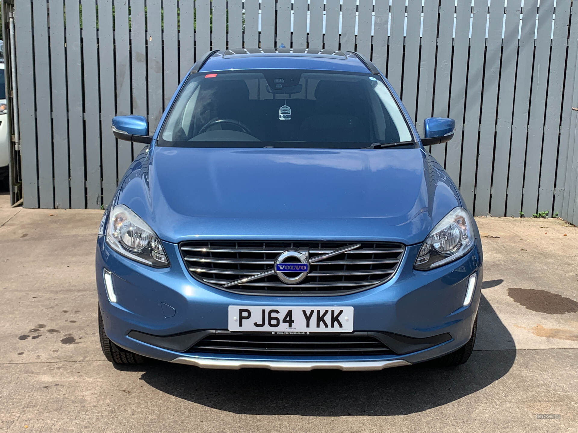 Jan 2015 Volvo XC60 D4 [181] SE Nav 5dr